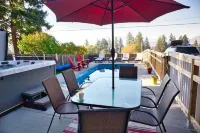 Salish Bed & Breakfast and Spa Hotels in Central Okanagan H