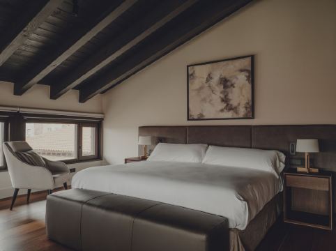 Hotel Santa María Briones