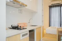Cozy Studio Room at Sky House BSD Apartment