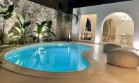 Byblos Aria-The Sea Side Luxury Villa -  Ferienhäuser