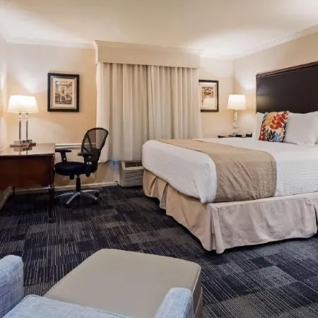 Wingate by Wyndham Bellingham Heritage Inn