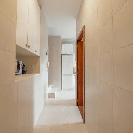 Grand Botanic Garden Apartment by Vacationy