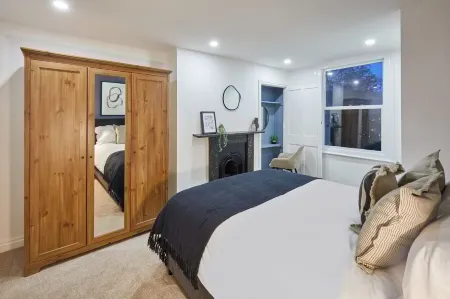 Host & Stay - High Street Cottage