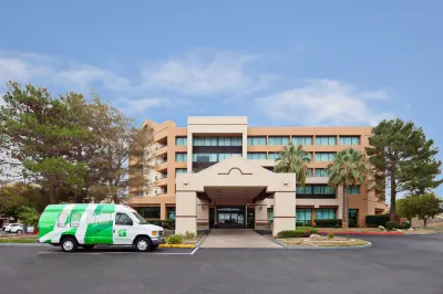 Holiday Inn Palmdale-Lancaster Các khách sạn ở Palmdale