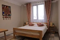 Salamat Hotel Hotel di Bishkek