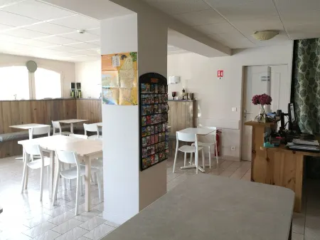 Hôtel Rose des Vents Отели в г. Ардеш