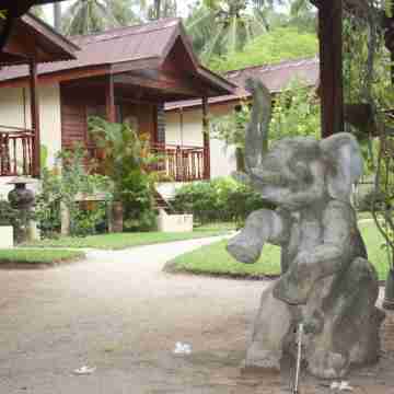 Phangan Rainbow Bungalows Hotel Exterior