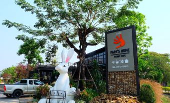 Papa's Home and Rabbit Café