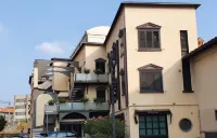 Hotel San Giorgio Các khách sạn gần The Piazza Vecchia