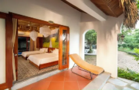 Mua Caves Ecolodge (Hang Mua)