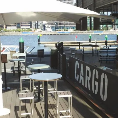 Docklands Private Collection - City Harbour Apartments Отели в г. Доклендс