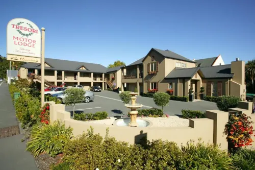 Tresori Motor Lodge Hotels in Akaroa