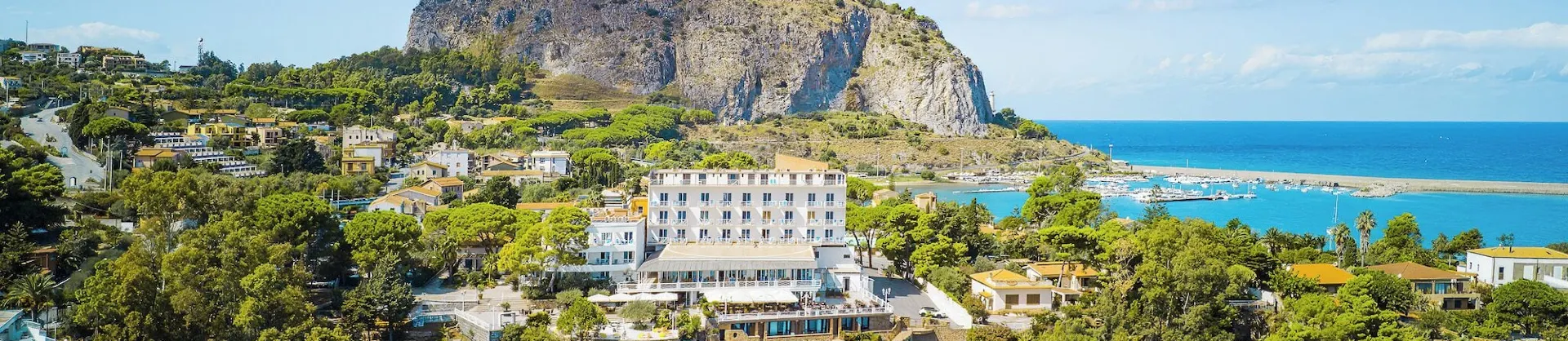 Four-Star Hotels
