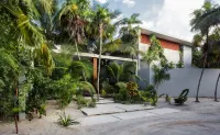 Lula Seaside Boutique Hotel