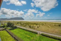 Oceanfront 3rd floor Balcony 2 blocks to Turnaround-Work Remotely
