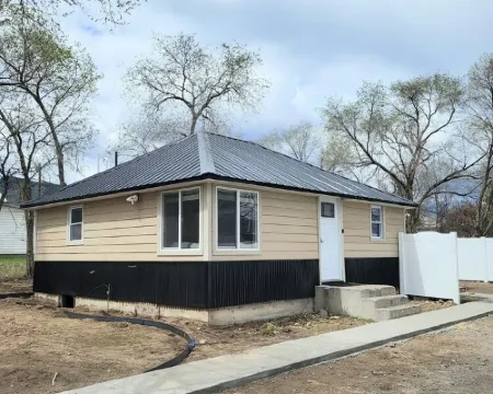 Salmon Bench Home w/ hot tub Hotels in Lemhi County