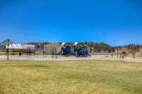 Modern Mountain Home with Scenic Views - Stunning Outdoor Retreat Hotels in Pagosa Springs