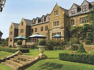 South Lodge