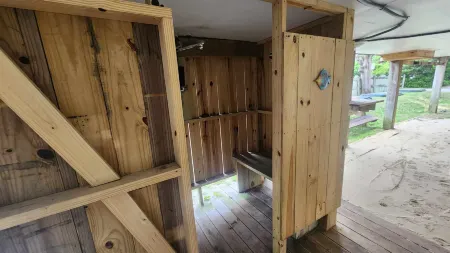 Charming Home with Spacious Kitchen and Outdoor Shower - Inviting Retreat