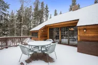 Spacious Cabin with Game Room and Creek Access - Serene Mountain Retreat