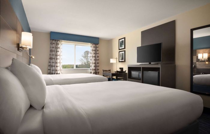 AmericInn by Wyndham Dodgeville