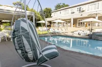 Dikalo Highston - Pools