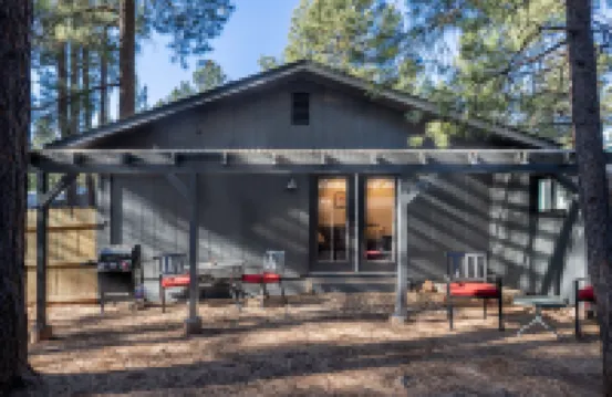 Scenic Trail Access and Modern Amenities - Charming Cozy Haven