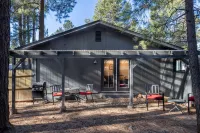 Scenic Trail Access and Modern Amenities - Charming Cozy Haven
