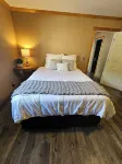 Diamond D Fully Furnished 1 Bedroom Guest House Hotels in Josephine County