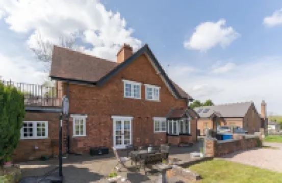 可容納8人的美麗鄉村別墅 酒店