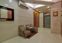 Bentley Hotel, Marine Drive
