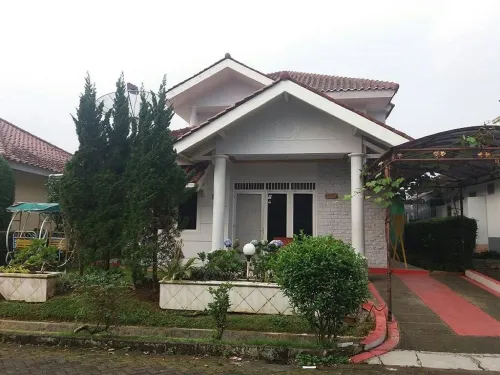 Villa Kota Bunga Melati - parking