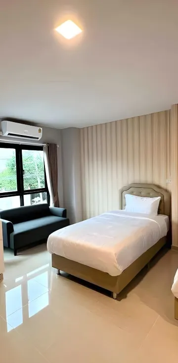 ห้องทวินพลัช