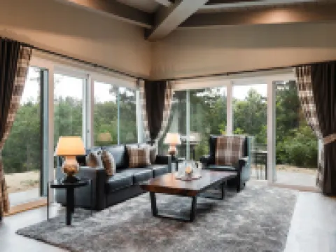 雪岳山谷肯辛頓度假村 高城郡酒店