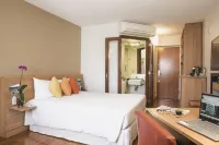 Novotel Lima San Isidro Hotels in der Nähe von Camerino Caffe