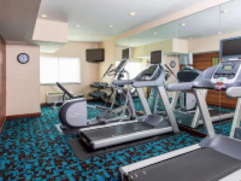 Fairfield Inn & Suites Springfield Hotels in Springfield