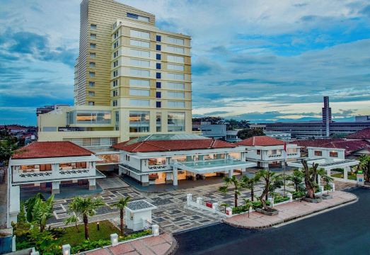 키마야 브라가 반둥