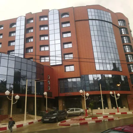 Le Cristal Hotel Отели в г. Беджаия