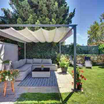 Villa in Pula Near Beach with Private Pool Hotel Exterior