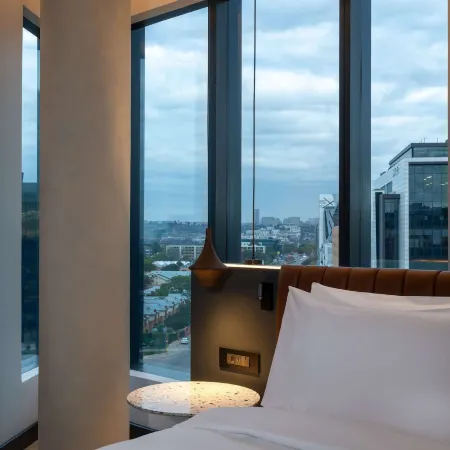 Radisson Red Johannesburg, Rosebank Hotels in Johannesburg