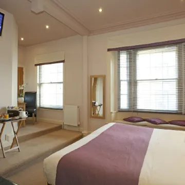 Castle Hotel