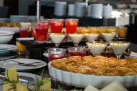 Theo Sunset Bay Hotel - petit déjeuner