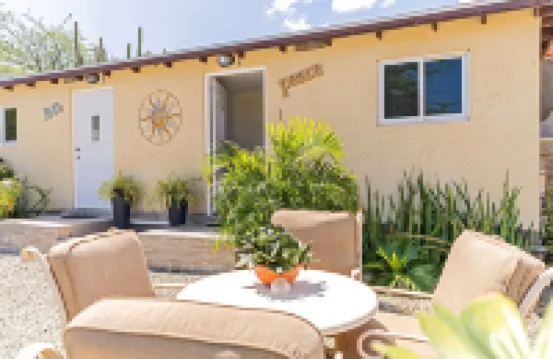 Love and Peace Vacation Rental Aruba