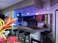 One South Place Hotel