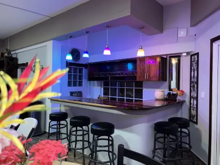 One South Place Hotel Отели рядом с достопримечательностью «The Belize Sign Monument»