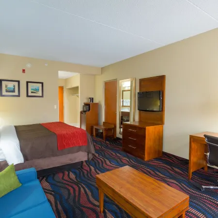 Baymont by Wyndham Bonita Springs Naples North