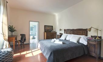 Amazing View to Pitti Palace 3Bd Apt