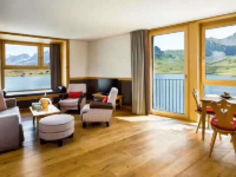 Frutt Mountain Resort Managed by Kempinski ケルンスのホテル