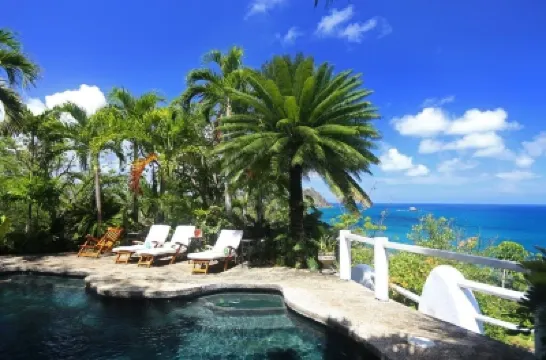 Smuggler's Nest - Exotic & Romantic Villa 2 Bedroom Villa by RedAwning Hotels in 