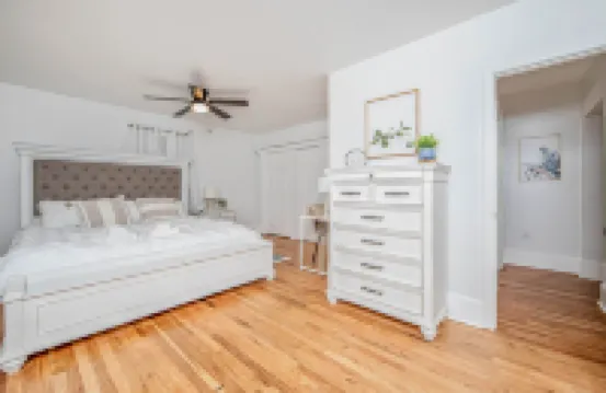 The Terry Sanford Guest House Apt A